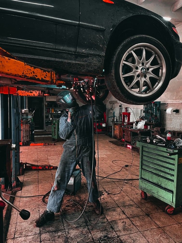 ورشة متحركة - صيانة سيارات في جميع مناطق الرياض